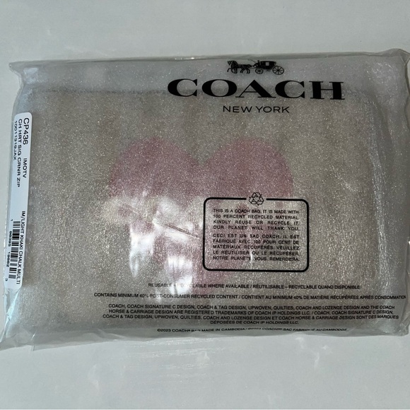 Coach Corner Zip Heart Print Wristlet - Picture 6 of 7